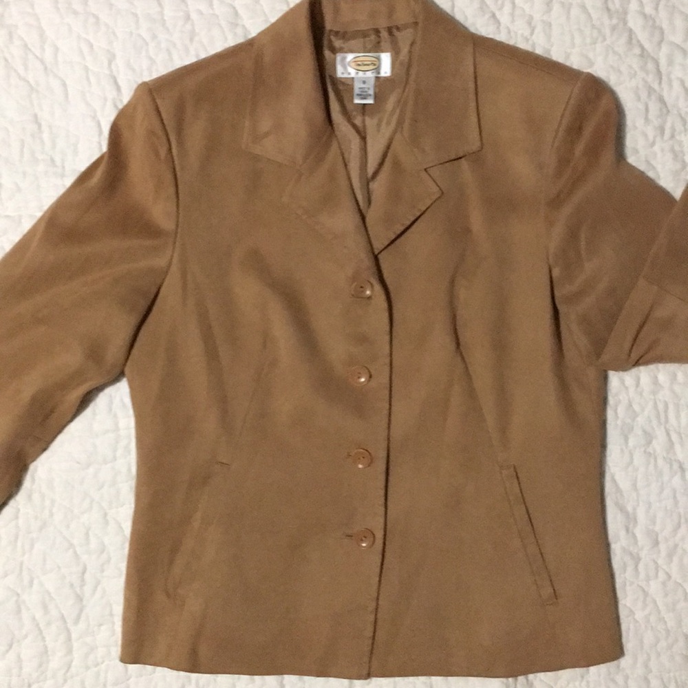 Talbot Petites size 8 camel suede blazer